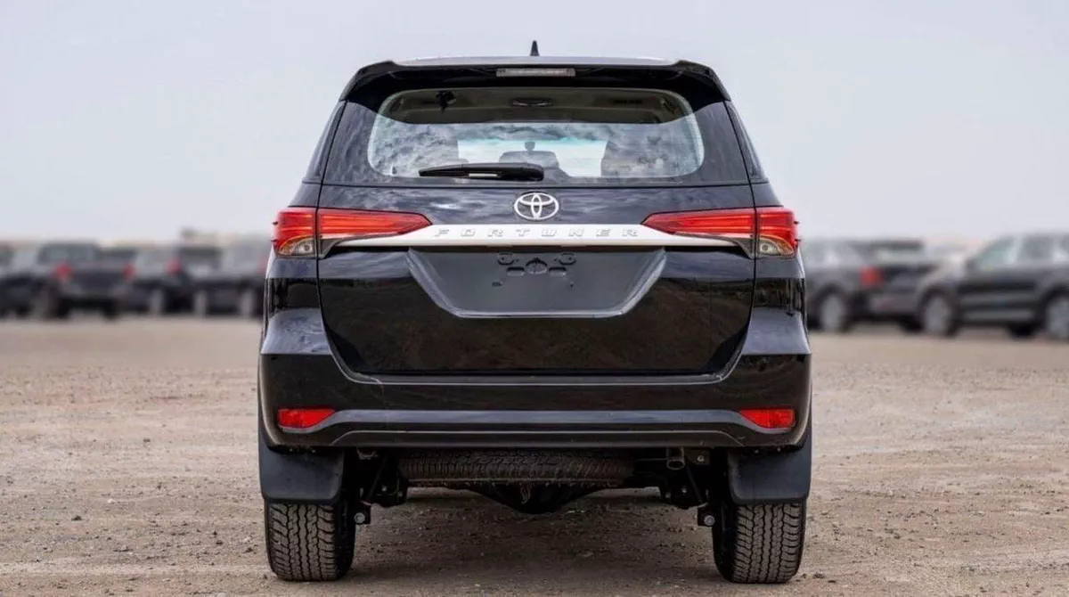 Toyota Fortuner EXR Toyota Fortuner 2.7L Petrol 4x4 MY2025-5-0