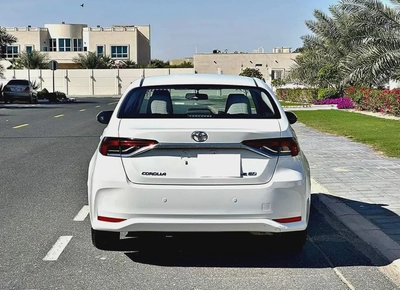 Toyota Corolla 2024 model available on cash and bank finance with zero downpayment-6