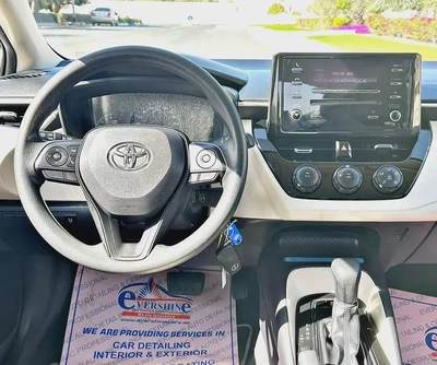 Toyota Corolla 2024 model available on cash and bank finance with zero downpayment-11