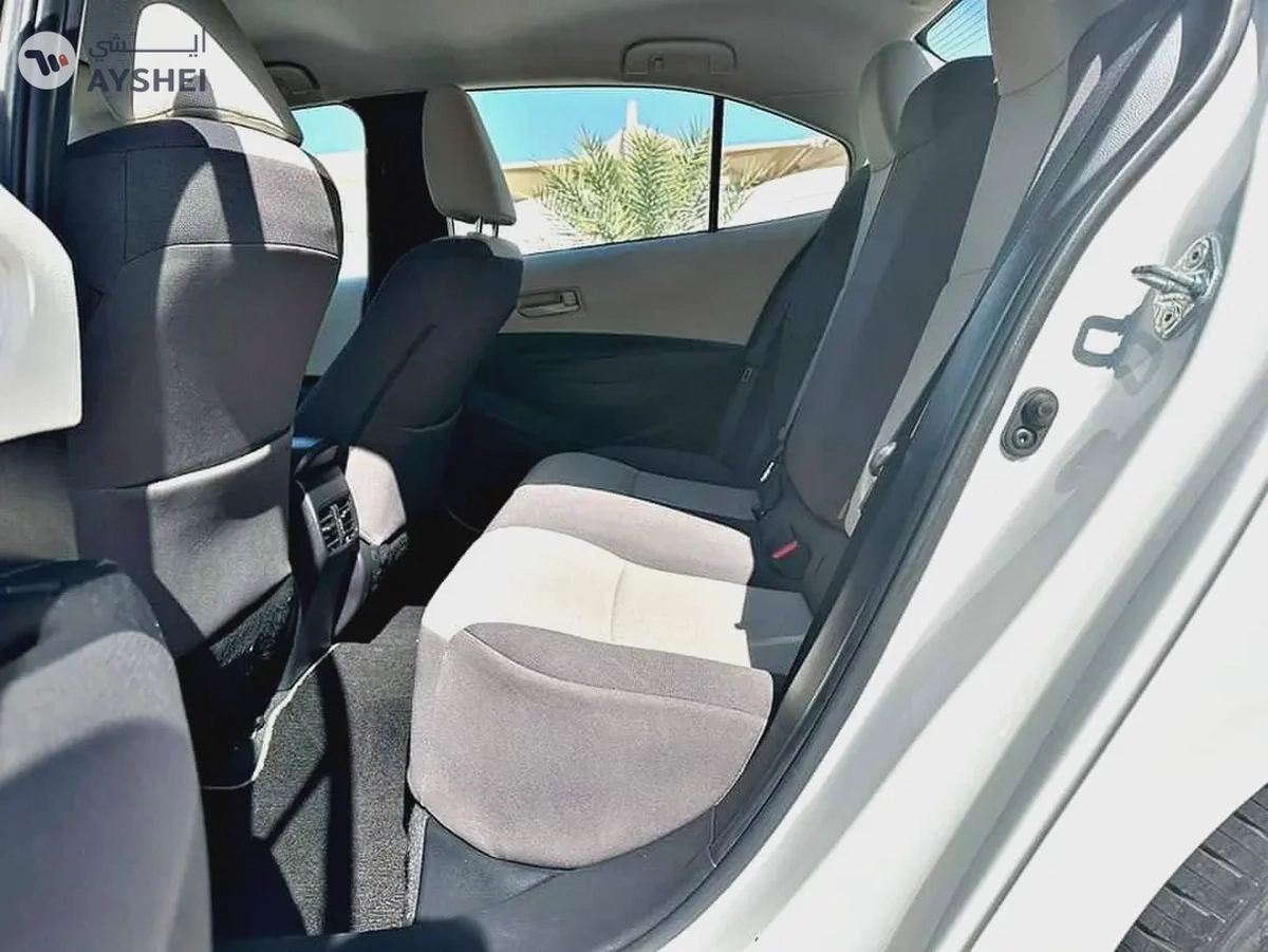 Toyota Corolla 2024 model available on cash and bank finance with zero downpayment-7-7