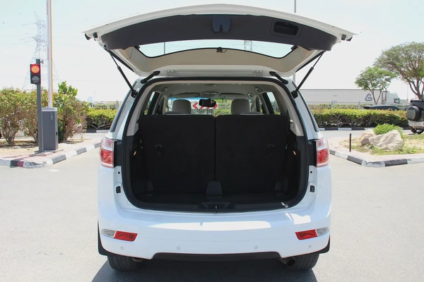 Chevrolet Trailblazer 2020 GCC | 7seat | EMI (450x60)! Perfect condition!