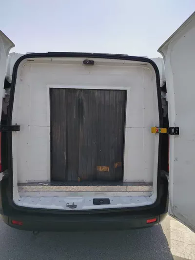 Ford Transit Refrigerator- GCC Specs - Full Service history from ford dealer - Excellent Condition-14