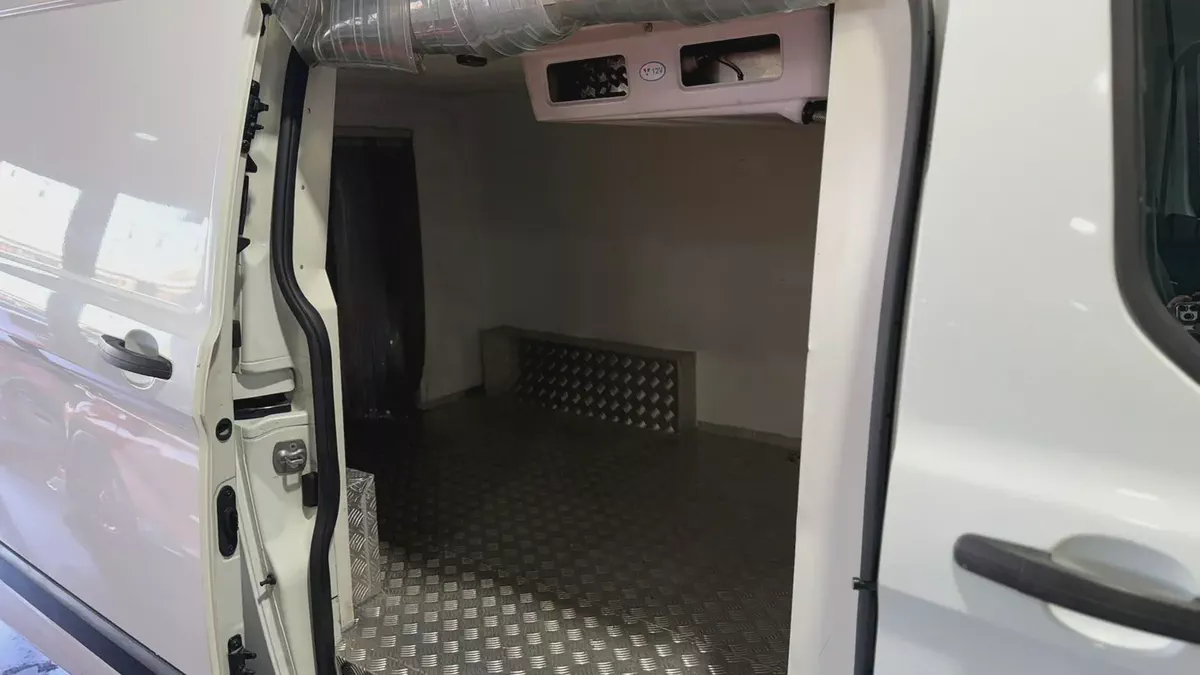 Ford Transit Refrigerator- GCC Specs - Full Service history from ford dealer - Excellent Condition-11-11