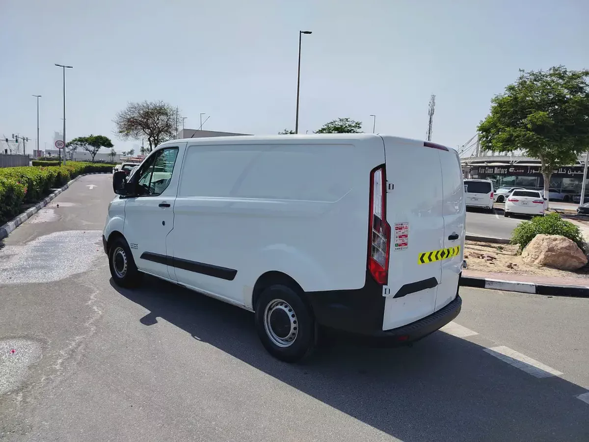 Ford Transit Refrigerator- GCC Specs - Full Service history from ford dealer - Excellent Condition-15-15