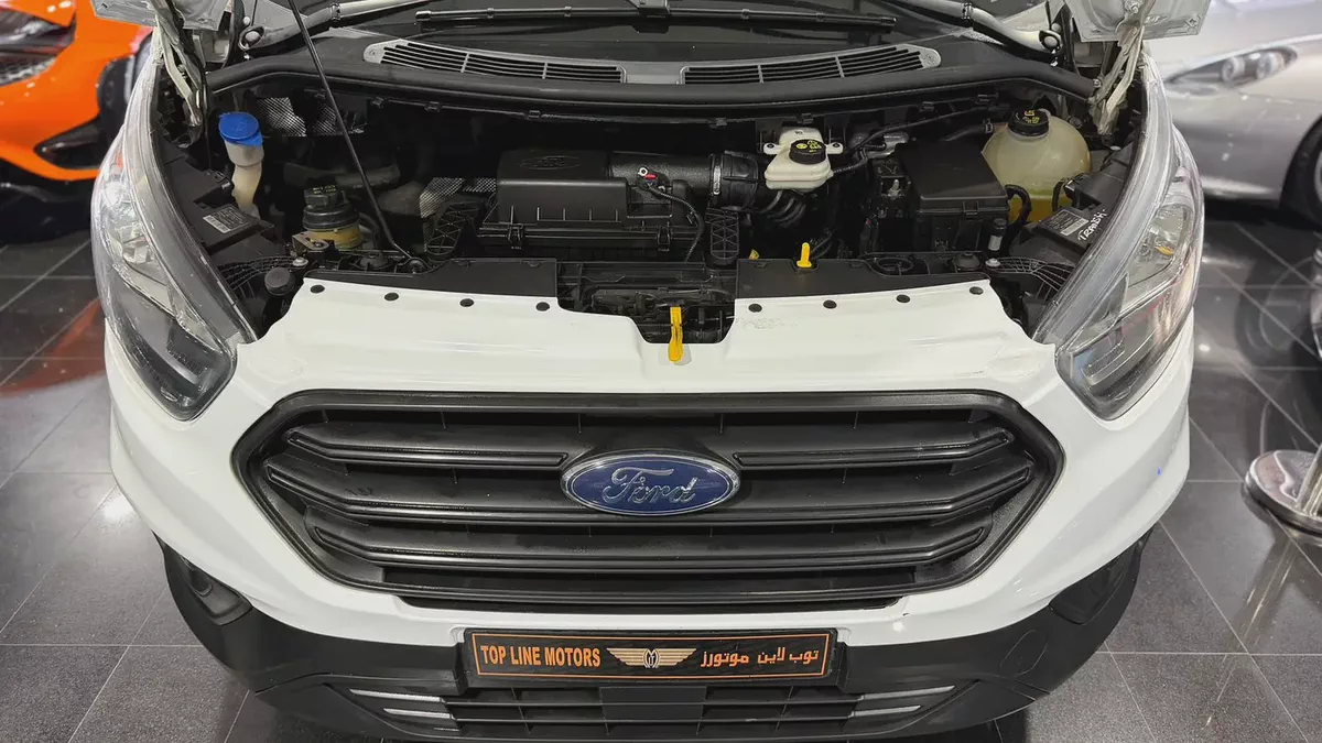 Ford Transit Refrigerator- GCC Specs - Full Service history from ford dealer - Excellent Condition-5-5