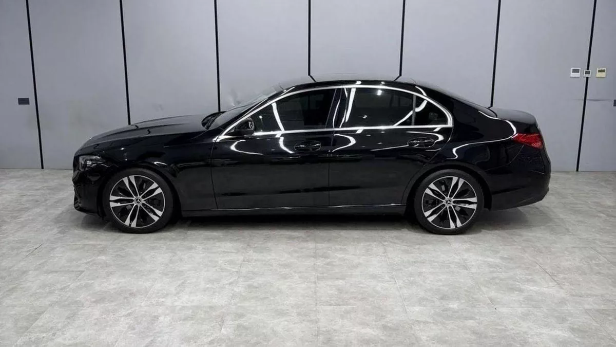 Mercedes Benz 200 AMG 2023 European specs-21-0
