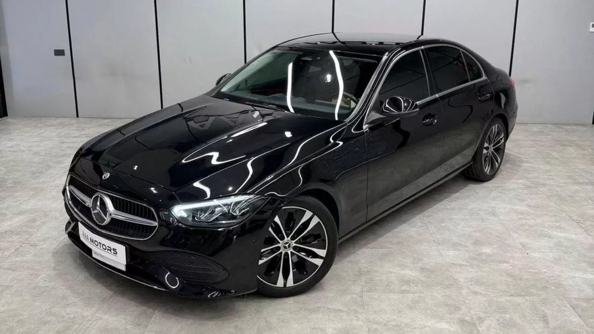 Mercedes Benz 200 AMG 2023 European specs-2-0