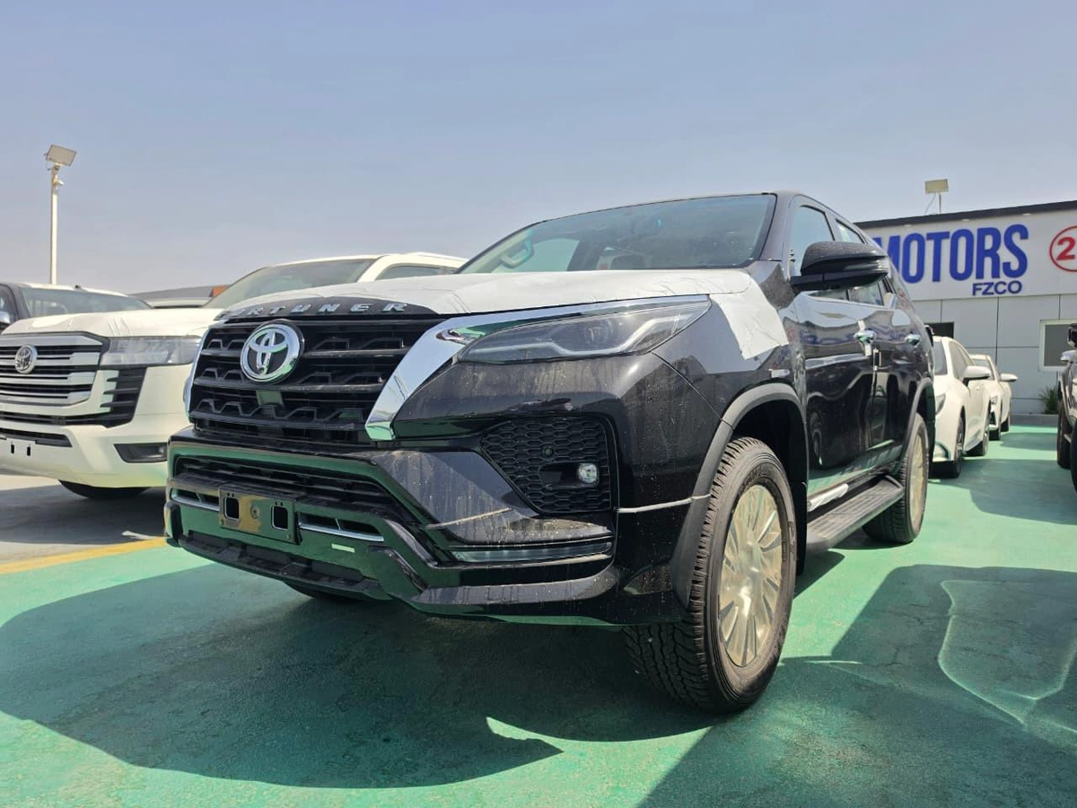 2026 Toyota Fortuner 4.0L V6 Petrol Full Option-3-3
