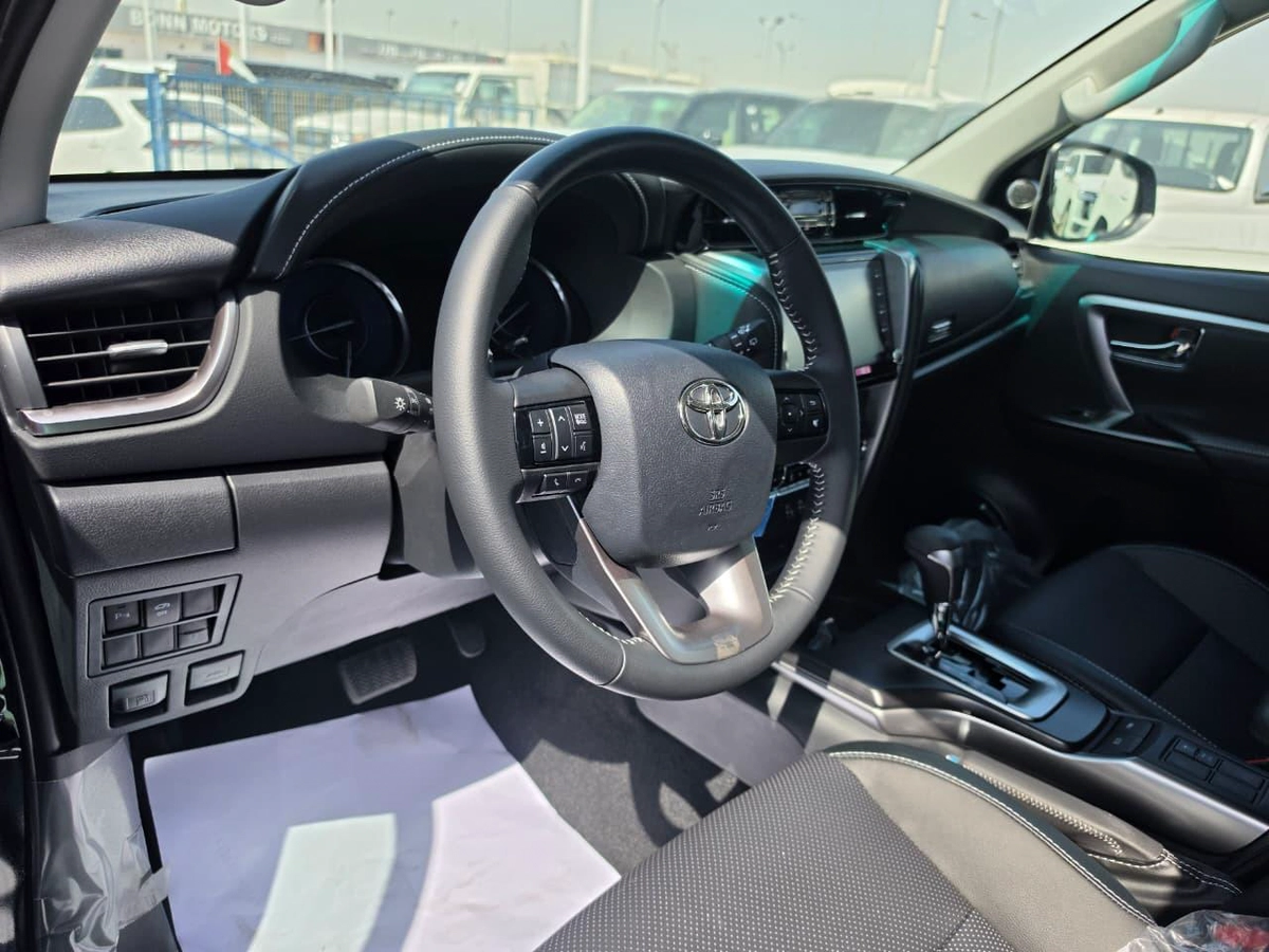 2026 Toyota Fortuner 4.0L V6 Petrol Full Option-8-8