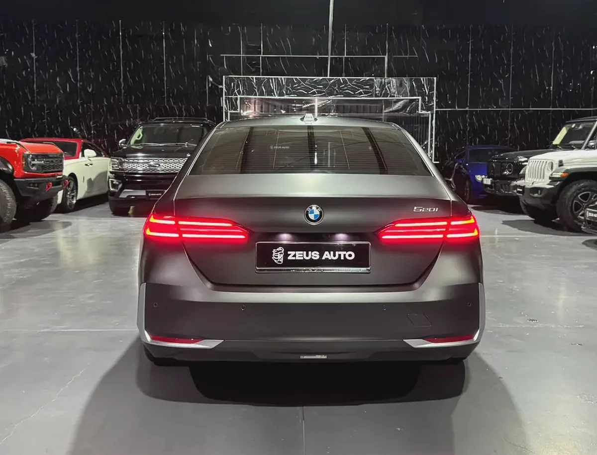 BMW 5 Series 520 2025 | Full PPF | GCC | Low Mileage | AGMC Warranty 2030 | AGMC Service 2030-6-6
