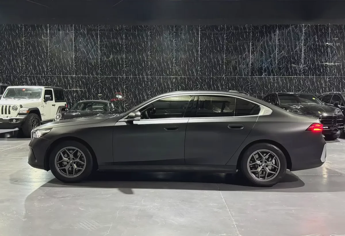 BMW 5 Series 520 2025 | Full PPF | GCC | Low Mileage | AGMC Warranty 2030 | AGMC Service 2030-7-7