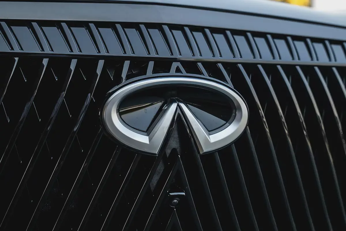 Infiniti QX80 Autograph 2025 GCC Specs Agency Warranty Full Service History 3.5L Twin Turbo V6-1-1