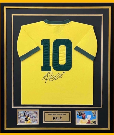 pele signed jersey-1
