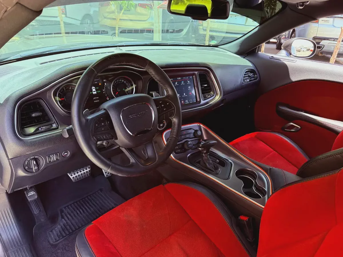 2018 Dodge Challenger SXT | Canadian Specs | Well Maintained-8-8