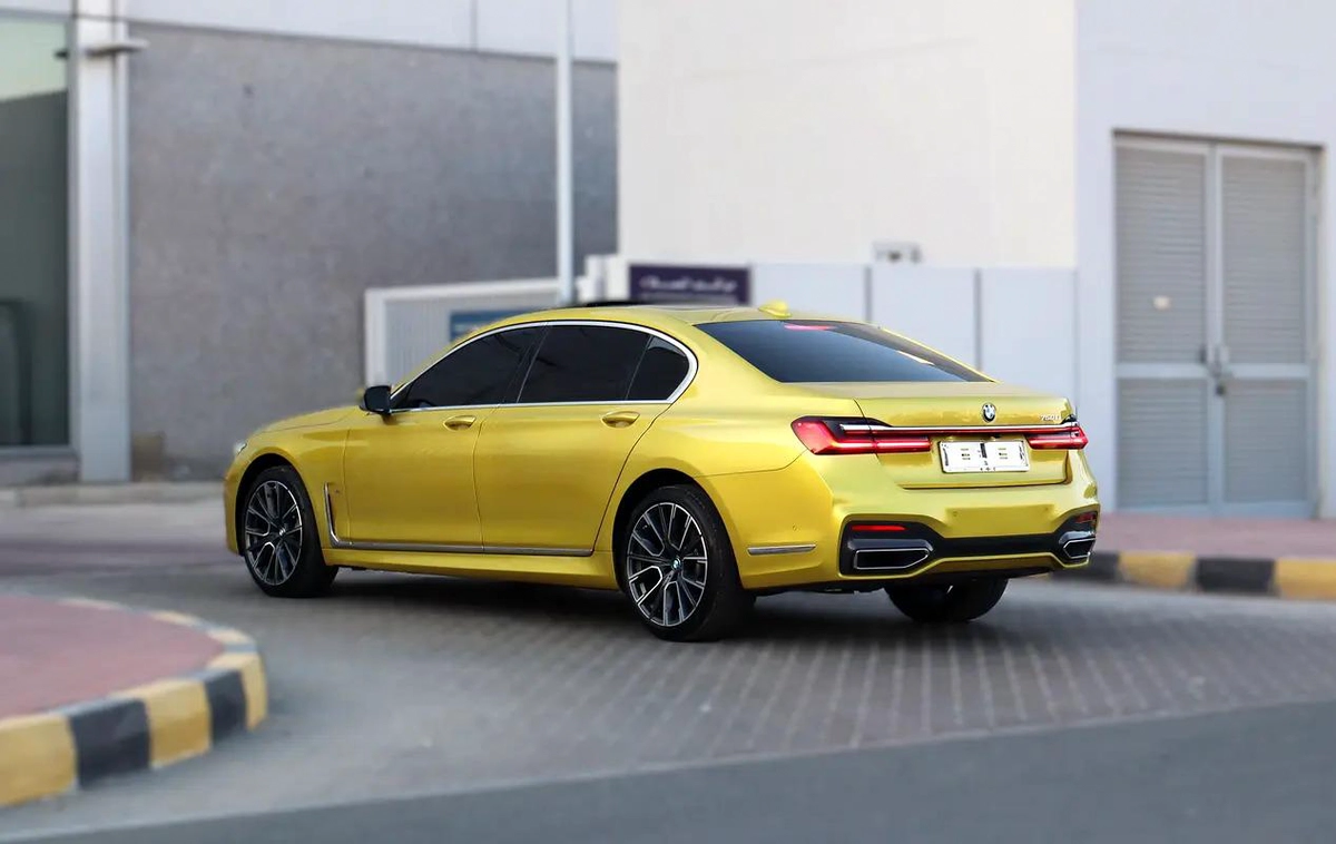 BMW 730Li M-kit - 2020 Model - GCC - Original Paint-10-10
