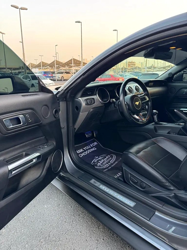فورد موستينج Ecobooste Premium V4 2.3L موديل 2022 وارد فل اوبشن بحاله الوكاله