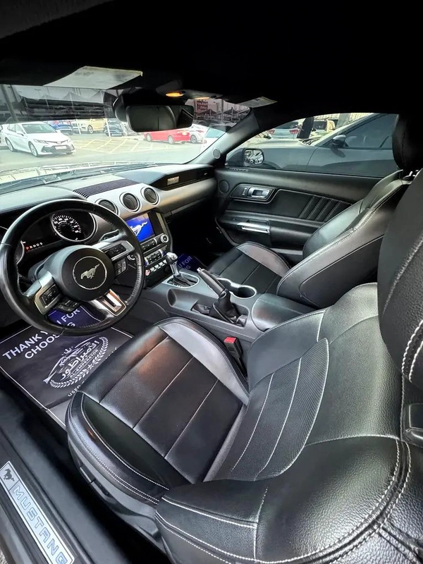 فورد موستينج Ecobooste Premium V4 2.3L موديل 2022 وارد فل اوبشن بحاله الوكاله