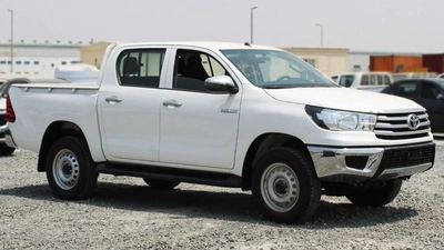 Toyota Hilux  2.7L MT BASIC GCC-6