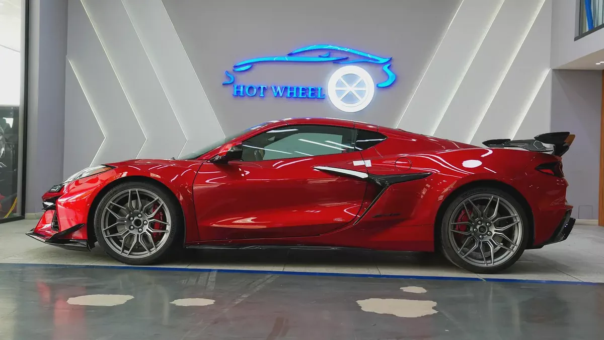 2026 - Chevrolet Corvette Z06 3LZ - BRAND NEW!! for 580,000.00 AED-7-7