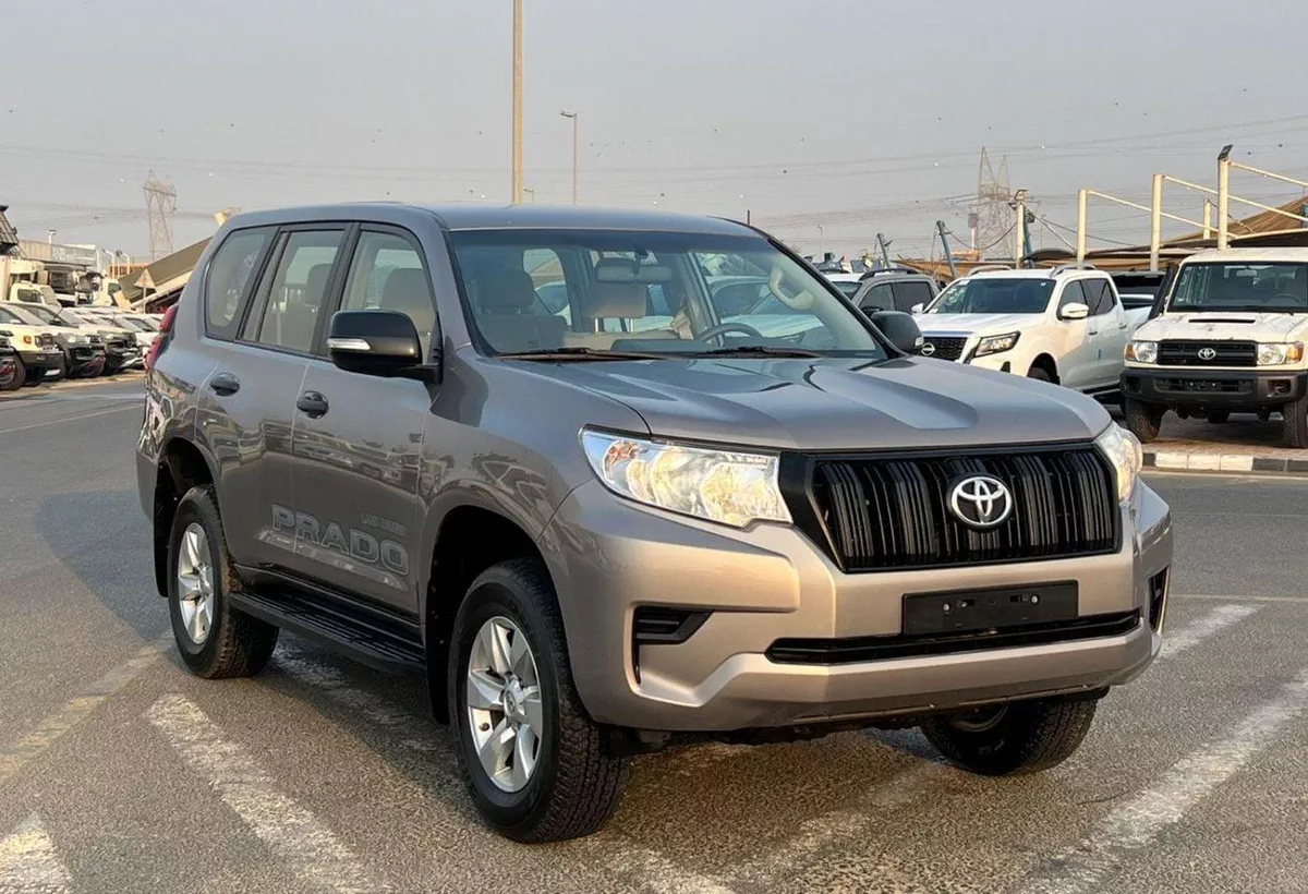 Toyota Prado 2022 Toyota Prado TX 2.7L V4- AWD 4x4 - No accident - 2 key Rear Sensor -