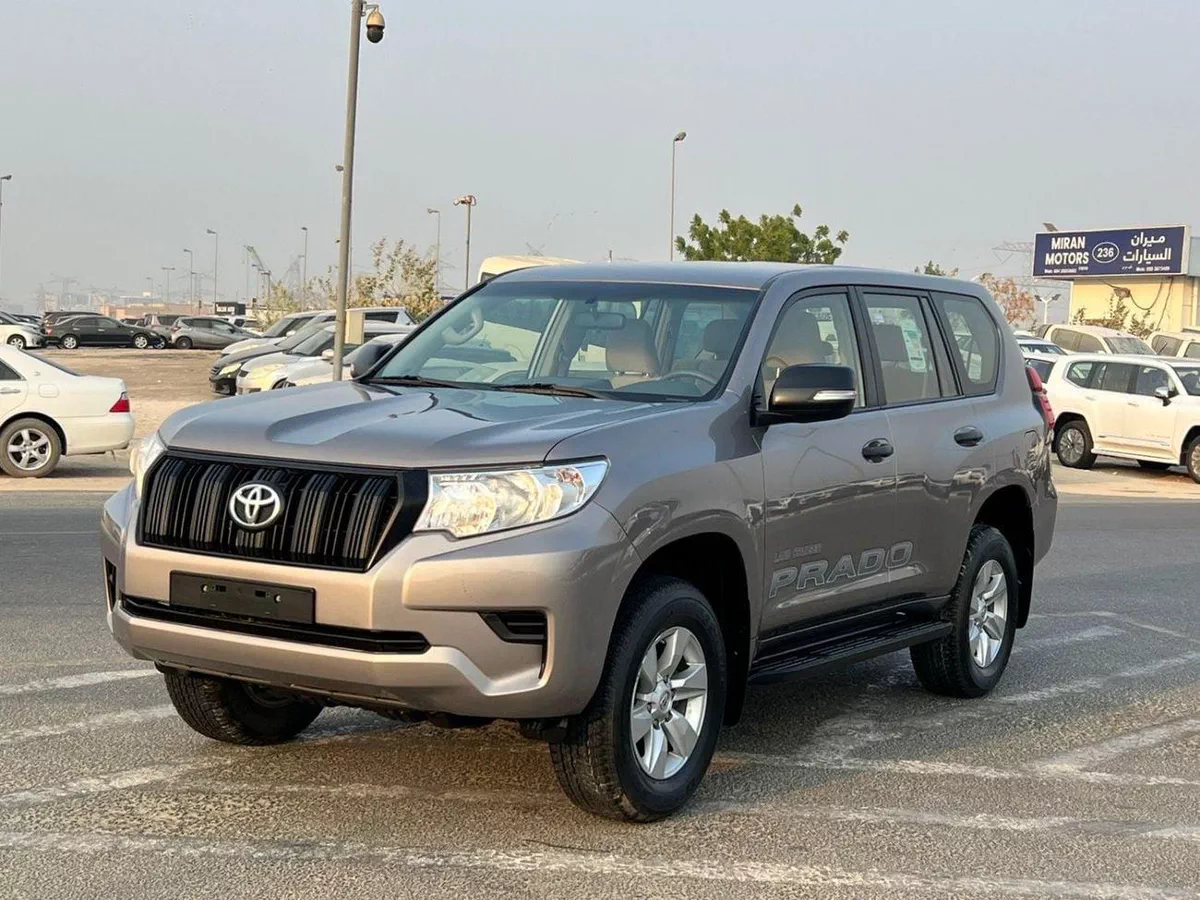 Toyota Prado  2022 Toyota Prado TX 2.7L V4- AWD 4x4 - No accident  - 2 key Rear  Sensor --2-0