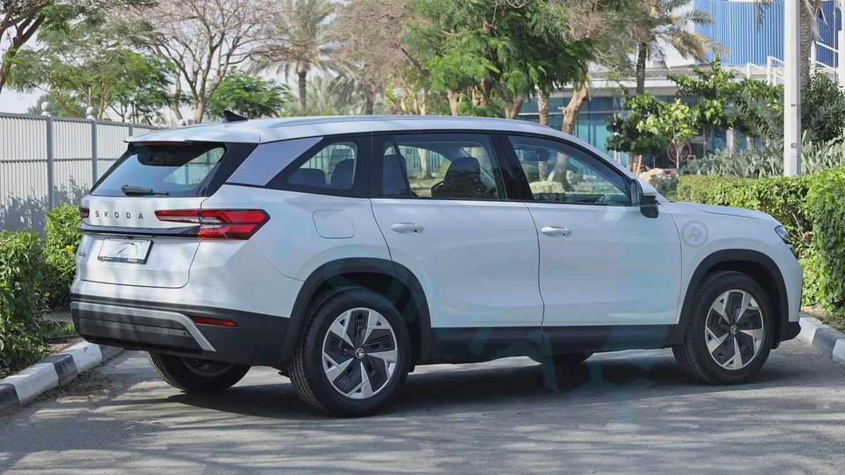 ( Only For Export ) 2025 Škoda Kodiaq Selection 1.4T FWD GCC BRAND NEW-6-6