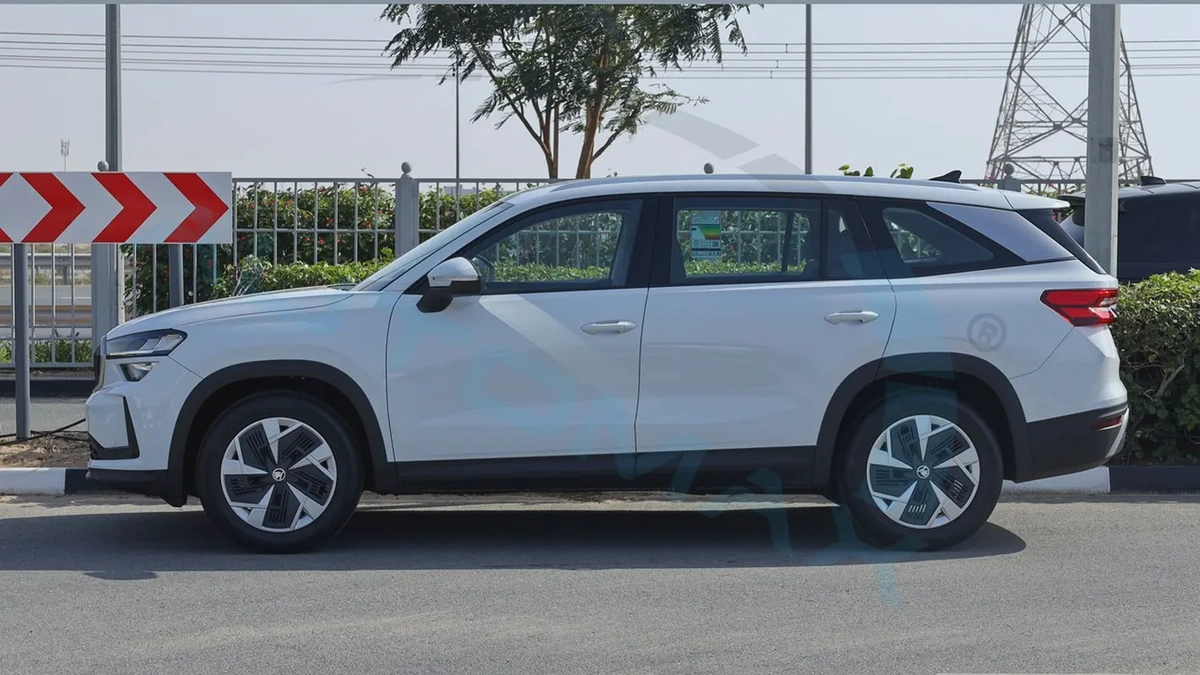 ( Only For Export ) 2025 Škoda Kodiaq Selection 1.4T FWD GCC BRAND NEW-19-19