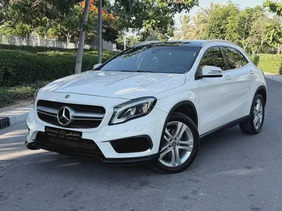 Mercedes GLA 250 model 2020 Canadian excellent condition-0