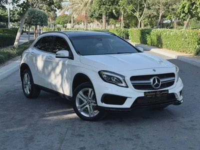 Mercedes GLA 250 model 2020 Canadian excellent condition-1