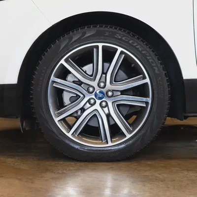 AED 1,724 p.m • 0% Downpayment • Edge Titanium • Agency Warranty  Service Contract-6