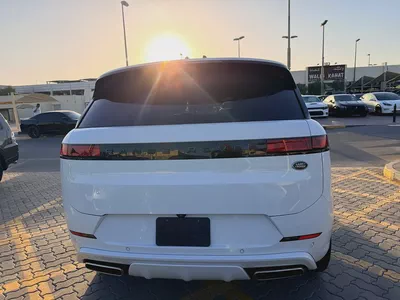 2023 Land Rover Range Rover Sport SE Dynamic - Low Mileage - Clean-4