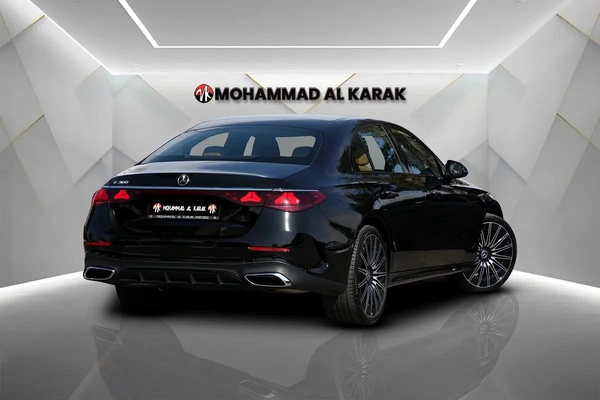 MERCEDES BENZ E 300 - 2024 - GCC - GARGASH WARRANTY + SERVICE CONTRACT - ORIGINAL PAINT