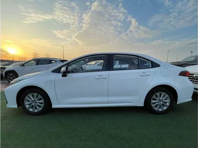 Toyota Corolla XLI EXECUTIVE Toyota corolla 1.5L full option , sunroof , push start , back camera , sport mode-4