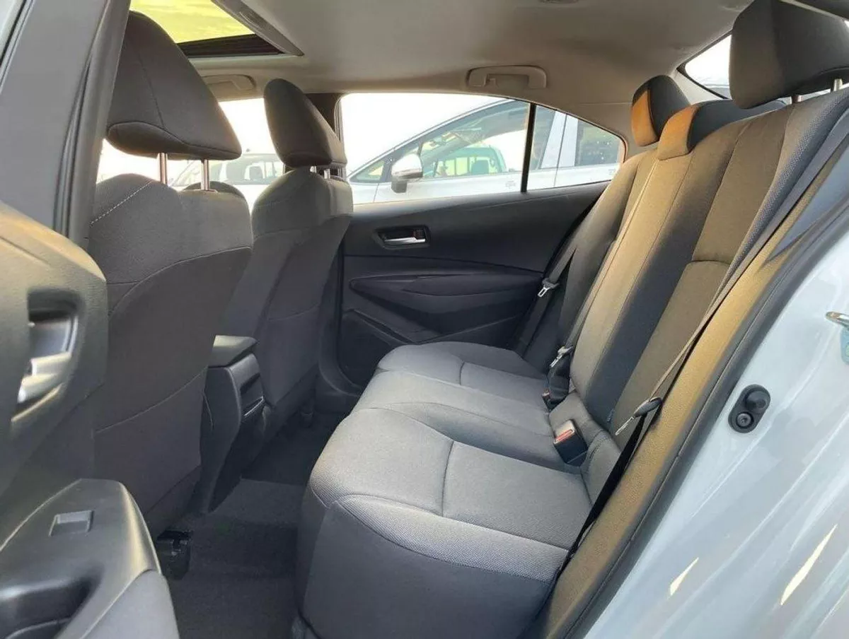 Toyota Corolla XLI EXECUTIVE Toyota corolla 1.5L full option , sunroof , push start , back camera , sport mode-18-0