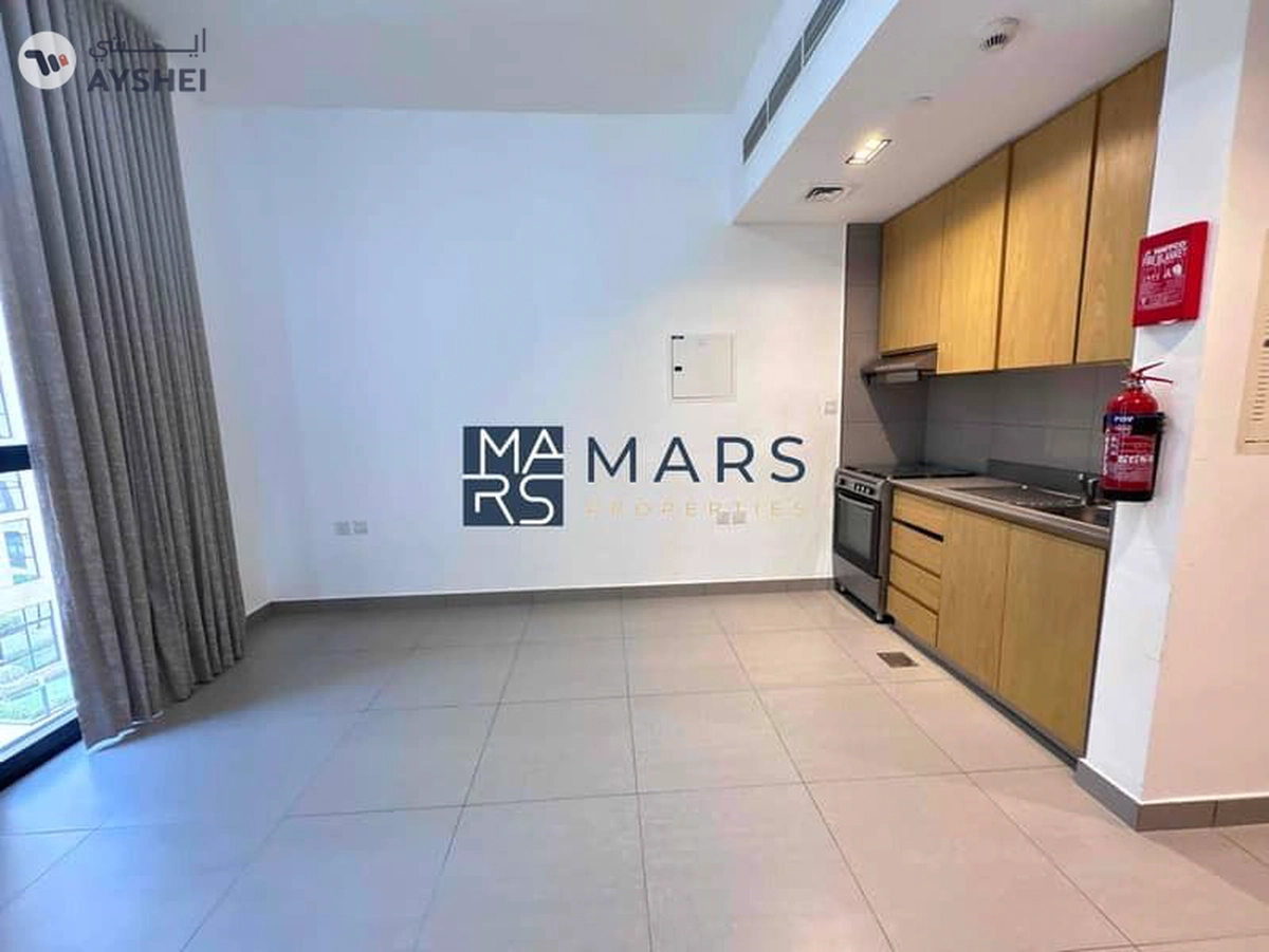 Spacious studio apartment with kitchen appliances and all facilities in Al Mamsha available-1-1