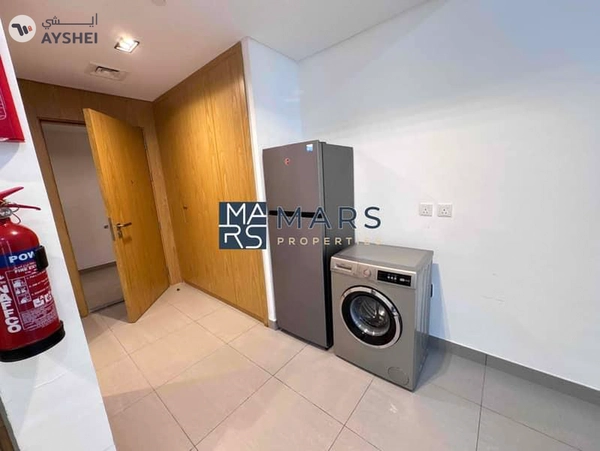 Spacious studio apartment with kitchen appliances and all facilities in Al Mamsha available