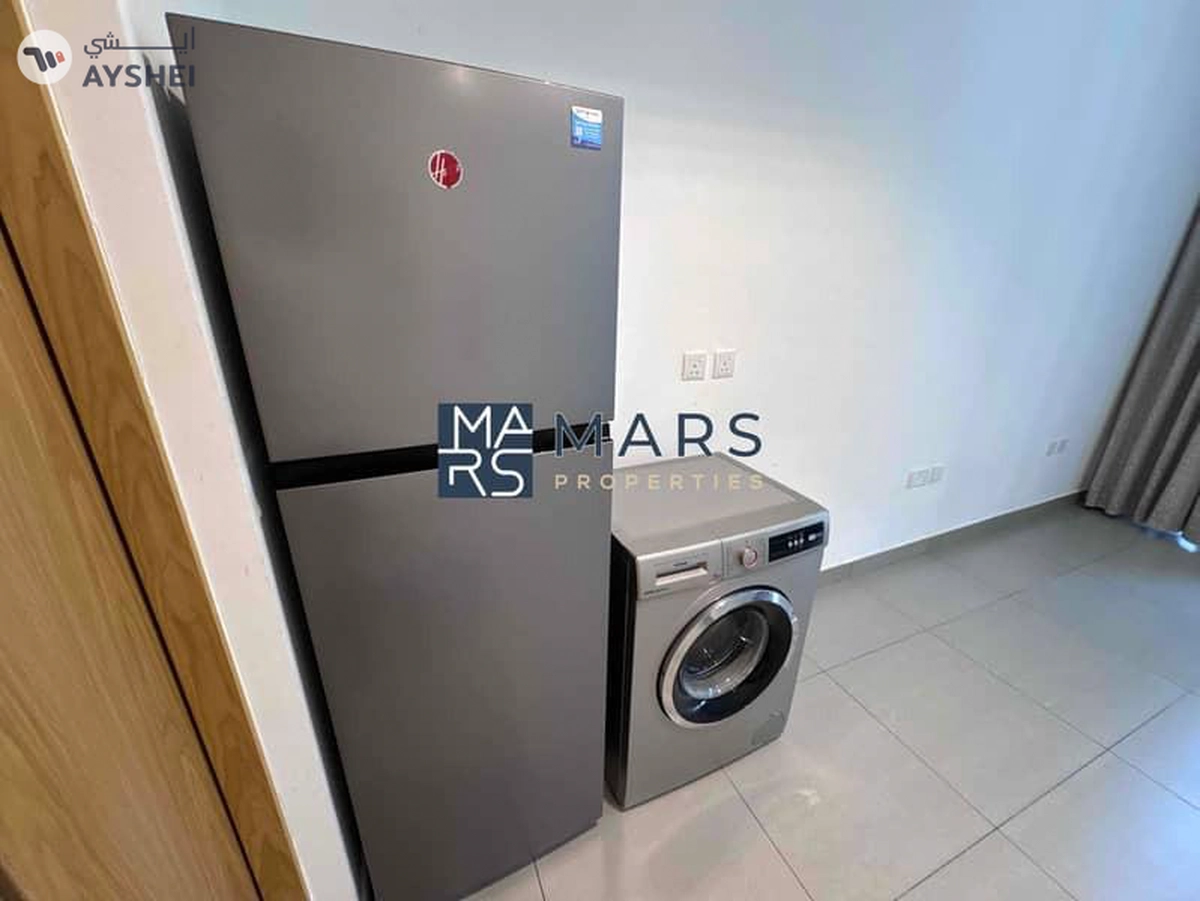 Spacious studio apartment with kitchen appliances and all facilities in Al Mamsha available-5-5