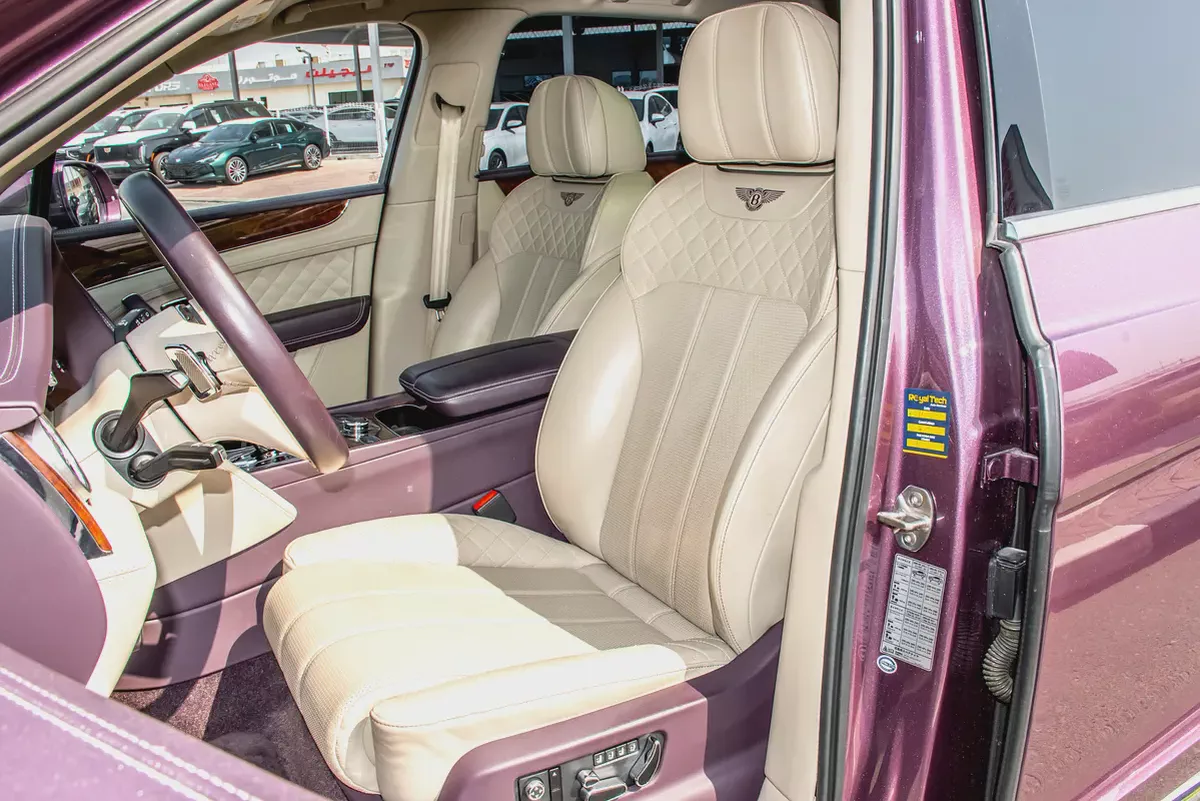 BENTLEY BENTAYGA W12 AWD 2018 | JAPANESE SPECS | PRISTINE CONDITION|  ONLY 53,000 KM DONE-13-13