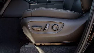 Toyota Prado GXR PRADO 250 ADVENTURE 2.8D AT MY2025 – BLACK-19