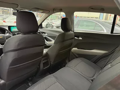 2023 Chevrolet Groove LT - GCC Specs - Like New!-10