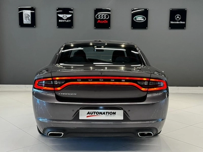 Dodge Charger 2022-4