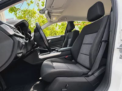 2014 MERCEDES-BENZ E 200 EXCLUSIVE | LUXURY & ELEGANCE-4