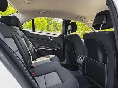 2014 MERCEDES-BENZ E 200 EXCLUSIVE | LUXURY & ELEGANCE-5