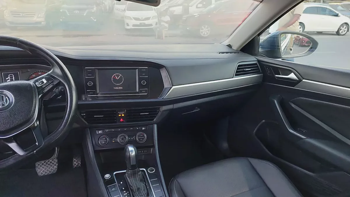 Volkswagen Jetta SEL 2021 American Specs - Fully Loaded-16-16