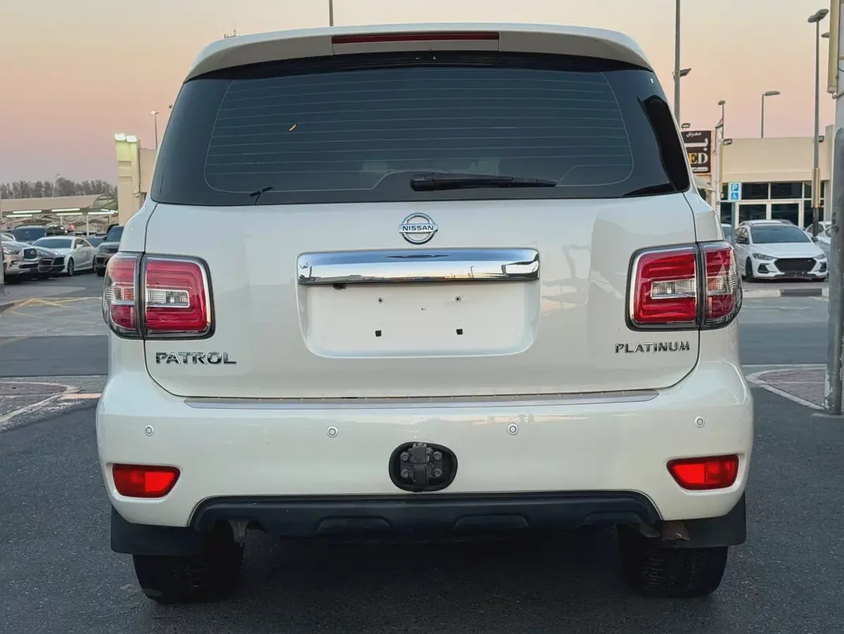 نيسان بترول Nissan Patrol LE Platinum 2015 GCC Specs-3-3