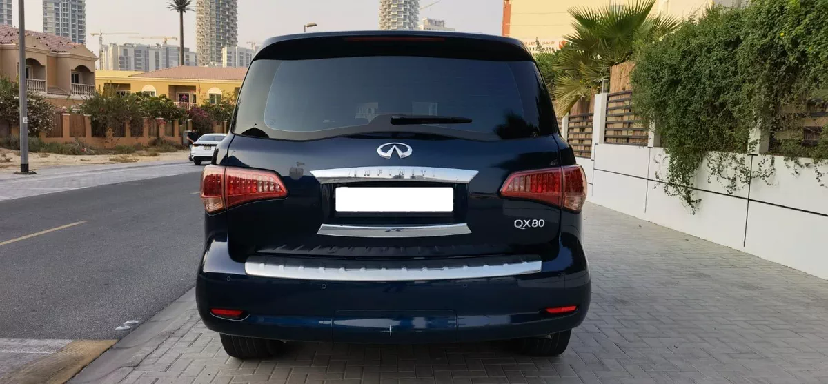 Pristine Infiniti QX80 Luxury 2016 gcc-4-4