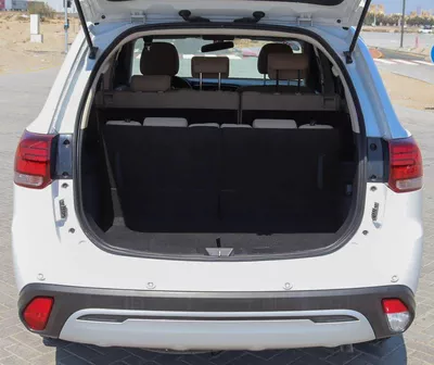 Mitsubishi Outlander GLX HIGHLINE FABRIC Mitsubishi Outlander | 2.5 L | 2022 | GCC | Accident-Free |  In Excellent Condit-11