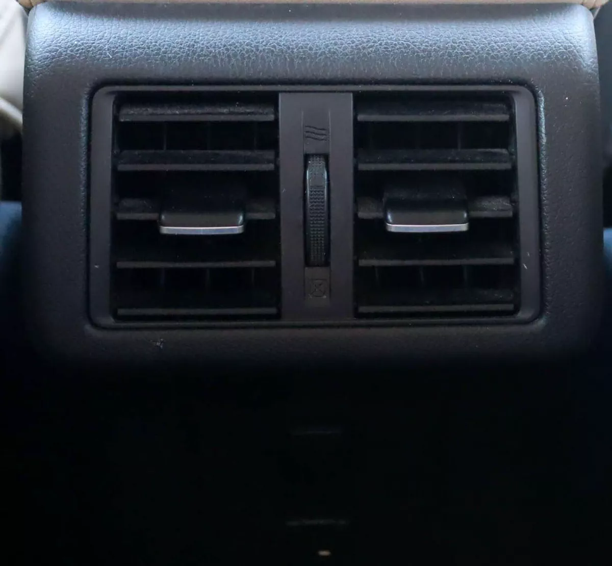 Mitsubishi Outlander GLX HIGHLINE FABRIC Mitsubishi Outlander | 2.5 L | 2022 | GCC | Accident-Free |  In Excellent Condit-10-0