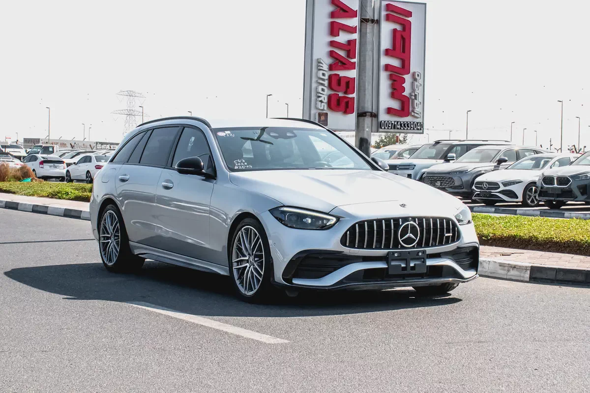 2023 - C43 STATION AMG - IMMACULATE CONDITION - ONLY 4,000 KM DONE