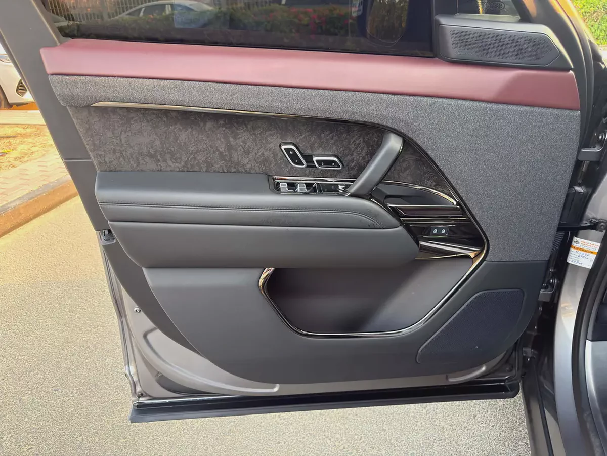 2023 Land Rover Range Rover Sport HSE - European Specs-10-10